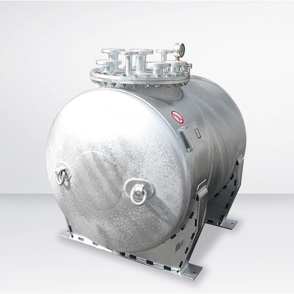 Storage tank for gas condensates